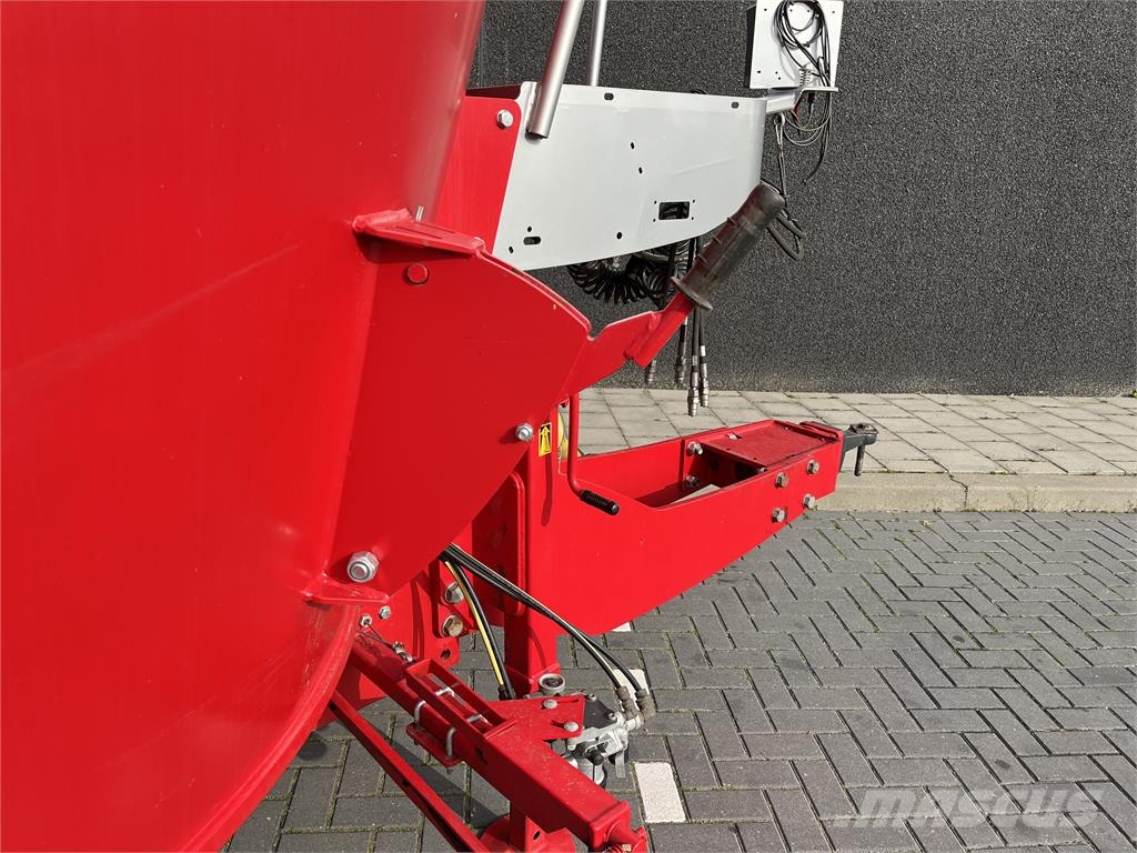 AirMix 16-197/230 ملقمات خلاط