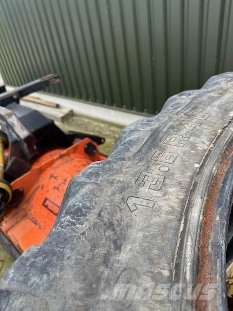 Alliance 13.6R48 banden compleet op velg 2 stuks Roti