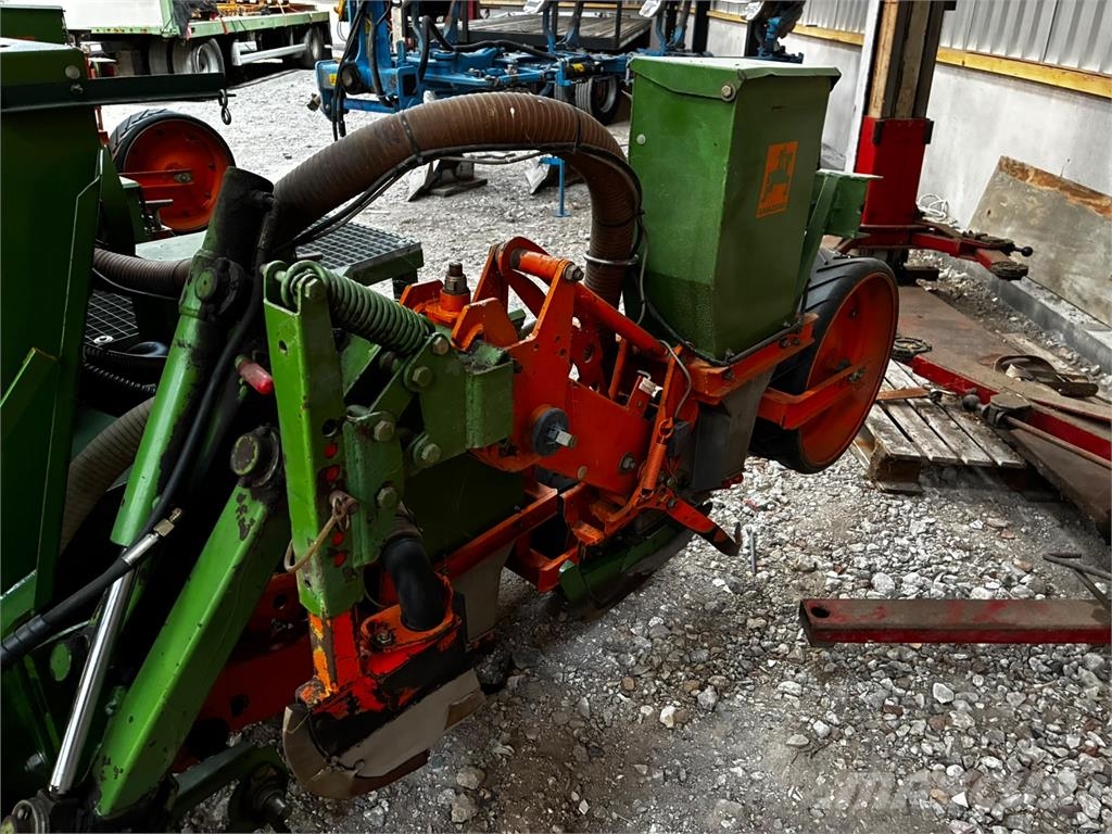 Amazone Airplanter ED 450-K Mechanické sejačky