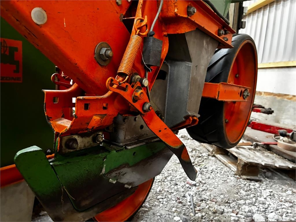 Amazone Airplanter ED 450-K Mechanické sejačky