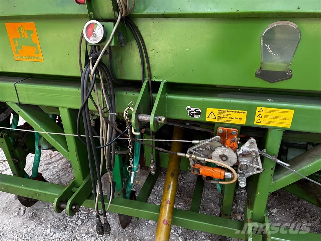 Amazone Airplanter ED 450-K Mechanické sejačky