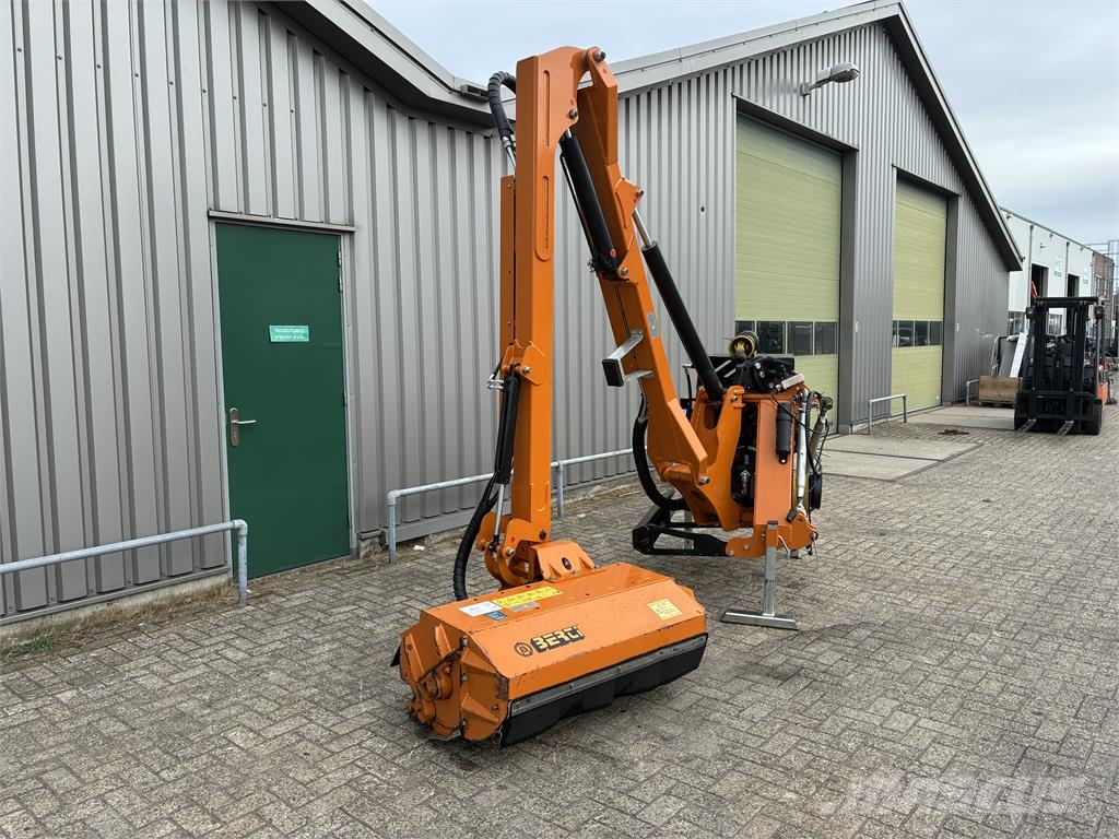 Berti FBP 600 met comfort bediening Pensasleikkurit