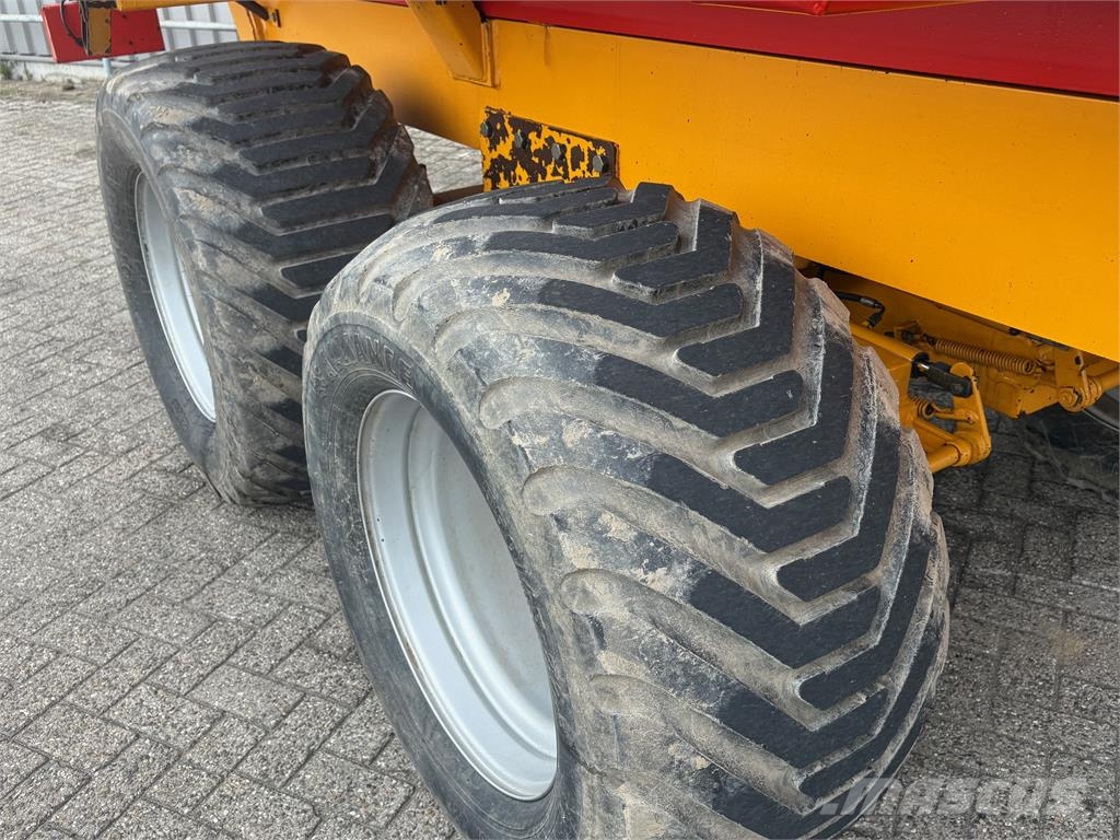 Bijlsma Hercules kiepwagen 12000 مقطورات نقل الحيوانات