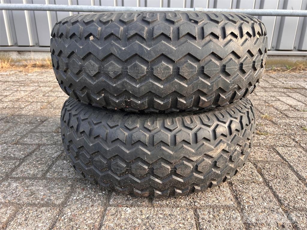 BKT 200/60-14.5 Pneus, rodas e aros