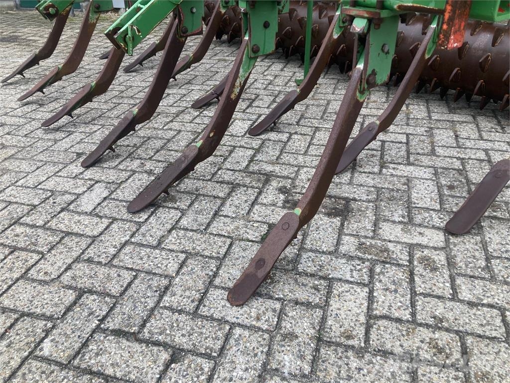Cappon cultivator met pakkerrol Kultivatorer
