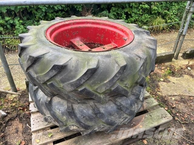 Dubbellucht 11.2-24 of 280/85 R 24 Gume, točkovi i felne