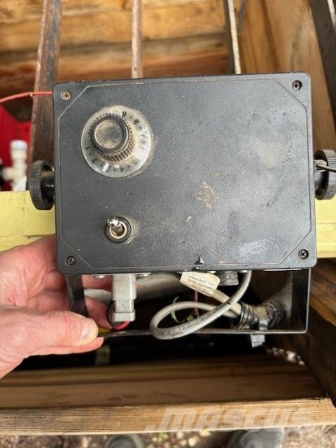 DuPont Pioneer Appli-Pro Basic vloeistofdoseersyst Sonstige Landmaschinen