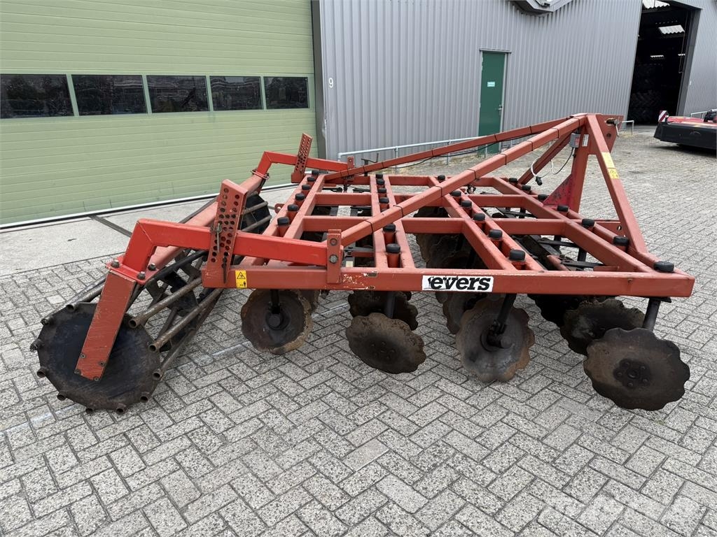 Evers Schijvenegg Orlov 28-300 Disc harrows