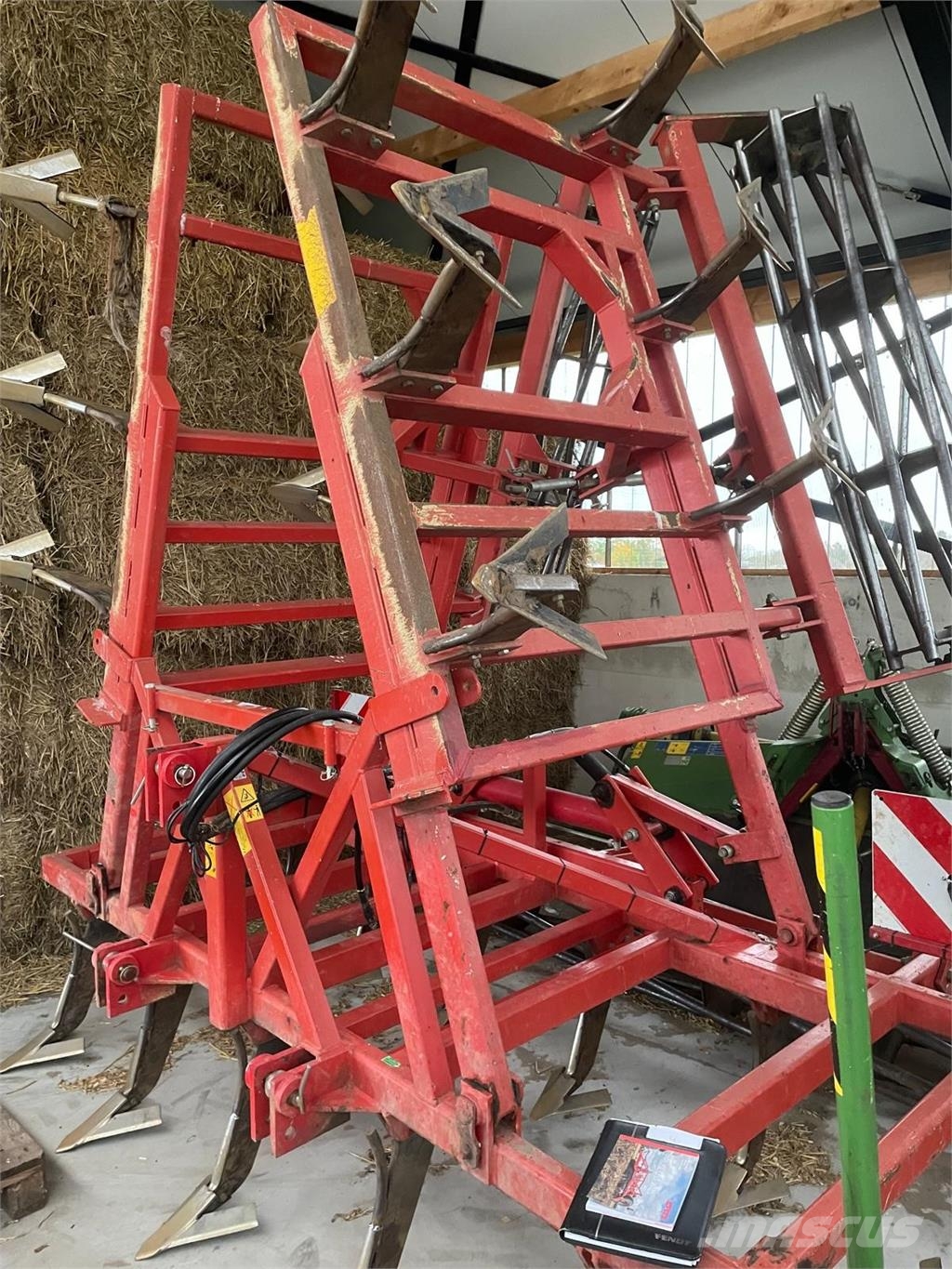 Evers Welsch 23 tands hydr. opklapbaar met rollen Grubber