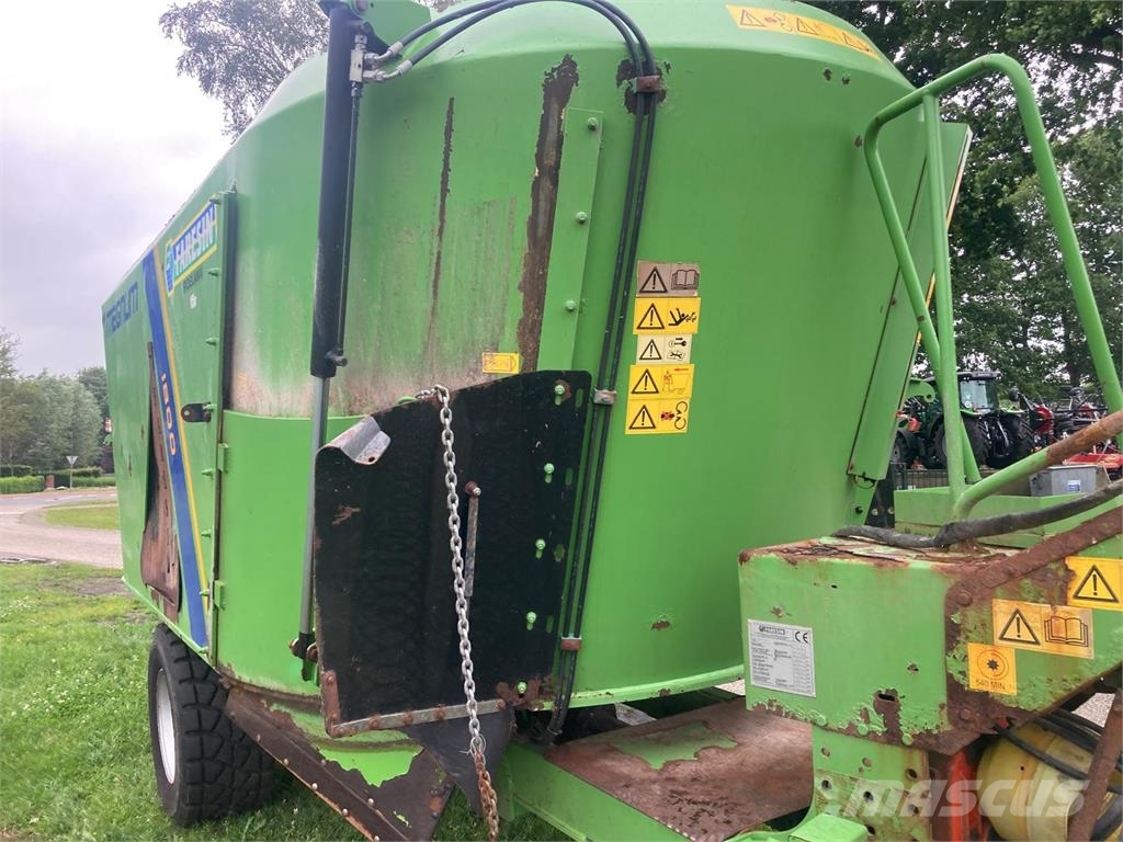 Faresin TMRVD 1800 Alimentadores misturadores