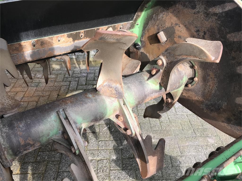 Farmtec spitmachine + Alpego rotorkopeg Grapa si pluguri rotative