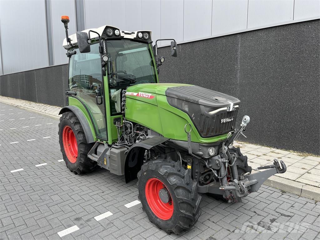 Fendt 209V Profi Setting 2 Tractors