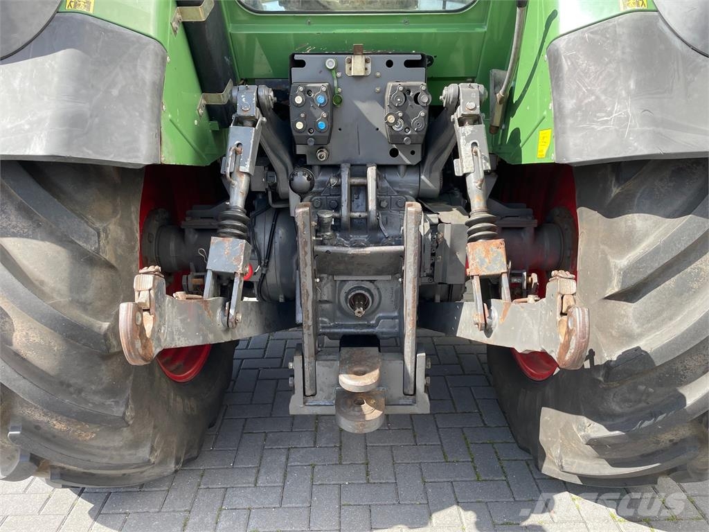 Fendt 411 vario Tracteur
