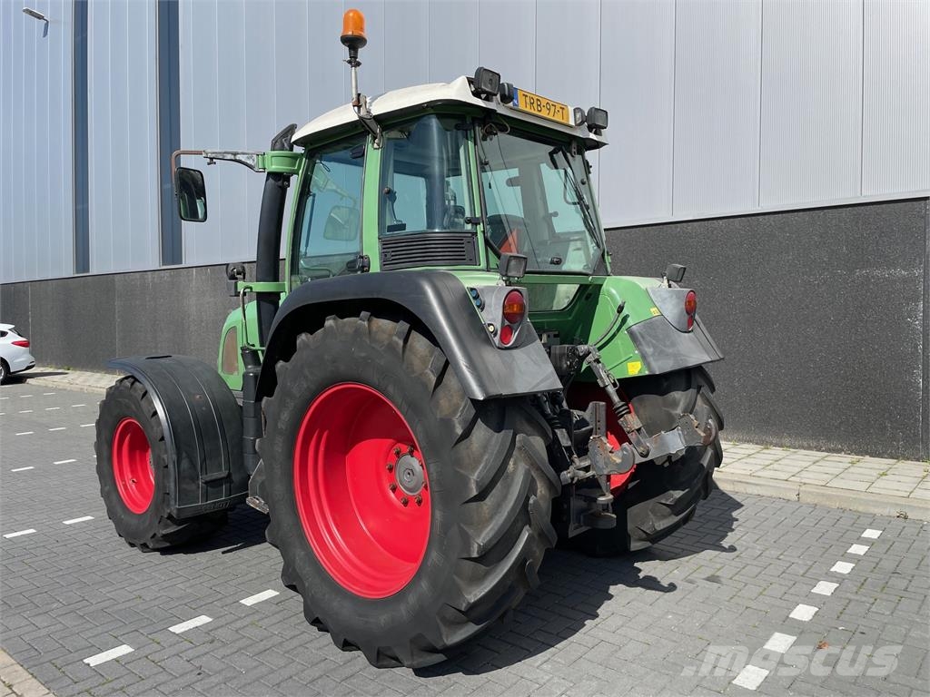 Fendt 411 vario Tracteur
