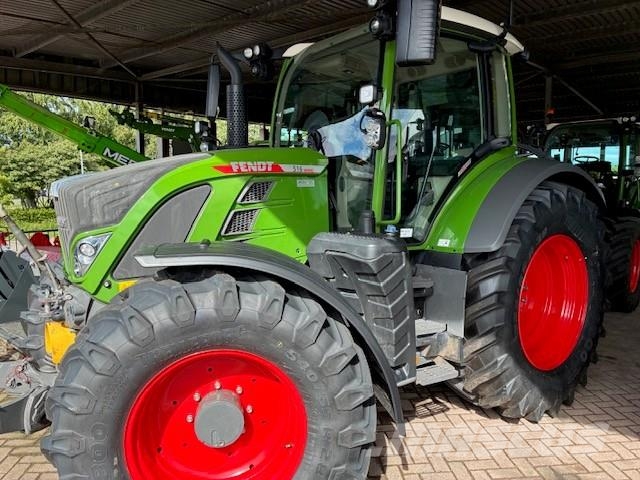 Fendt 516 profi plus Gen3 الجرارات