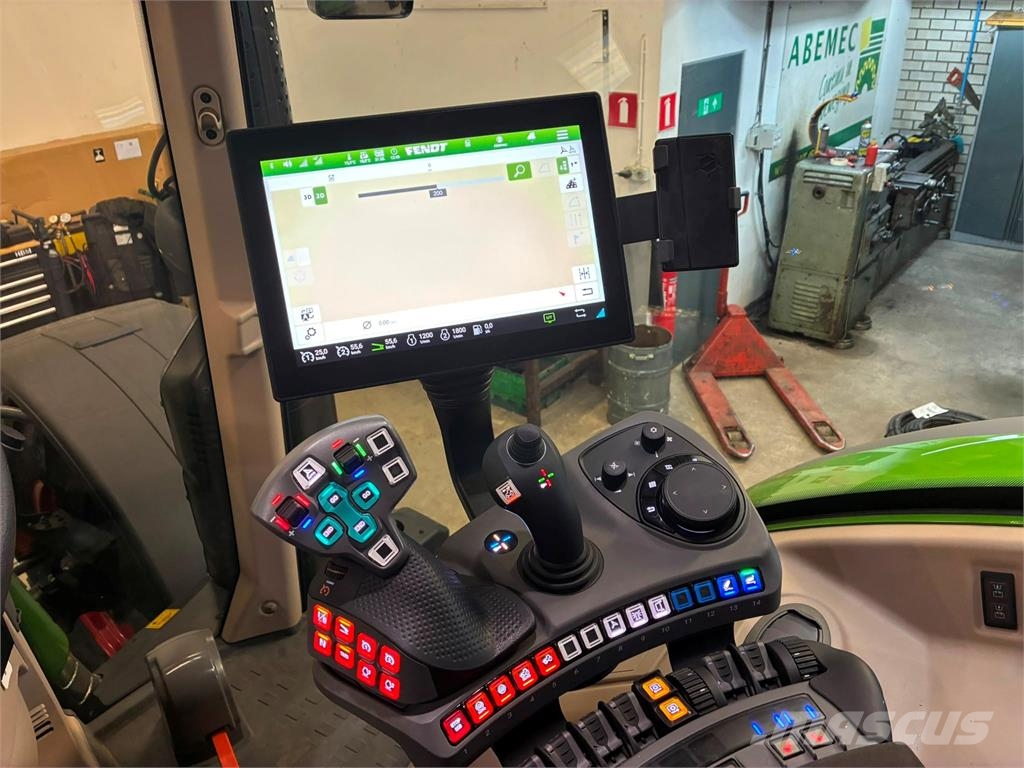 Fendt 718 Gen6 profi plus الجرارات