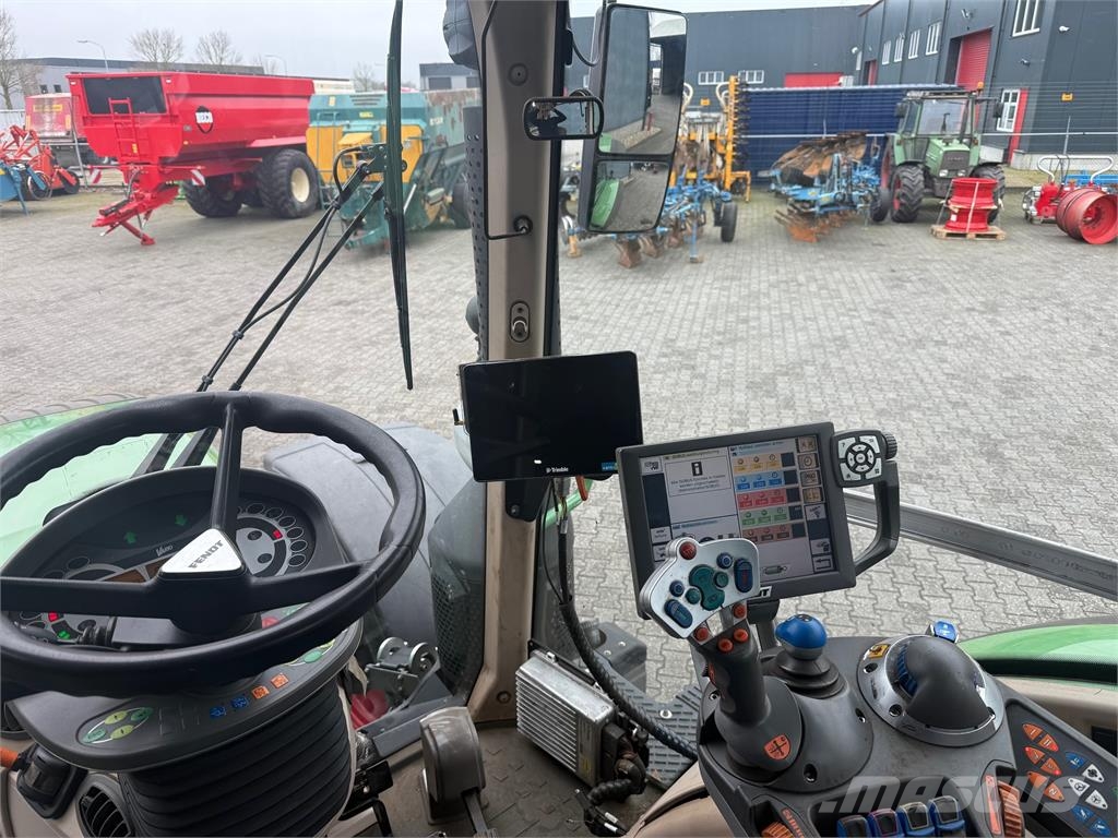 Fendt 720 SCR Profi met Trimble RTK الجرارات