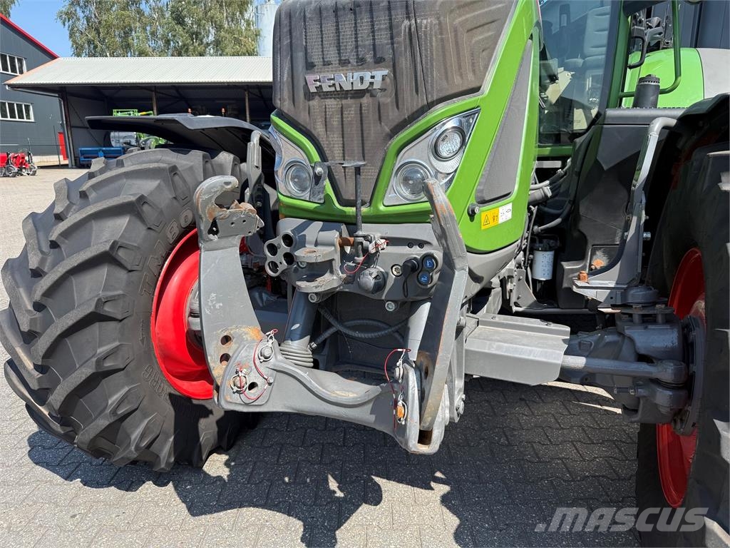 Fendt 724 Gen6 ProfiPlus Tractors
