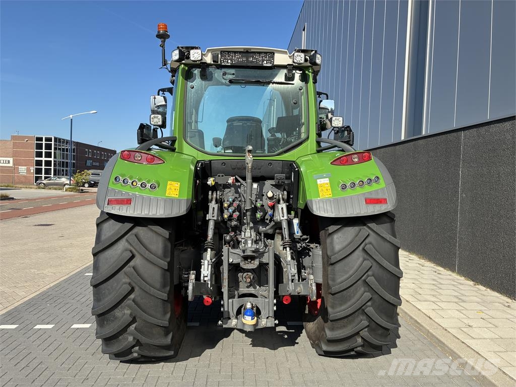 Fendt 724 ProfiPlus Gen6 トラクター