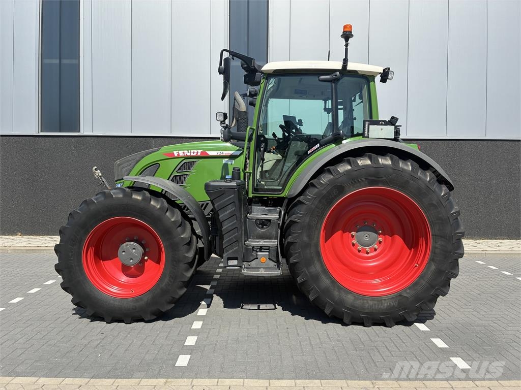 Fendt 724 ProfiPlus Gen6 トラクター