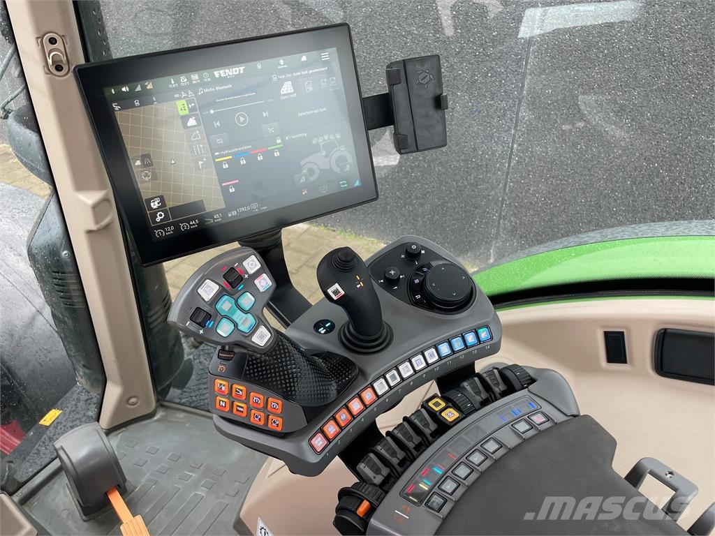 Fendt 724 ProfiPlus Gen6 トラクター