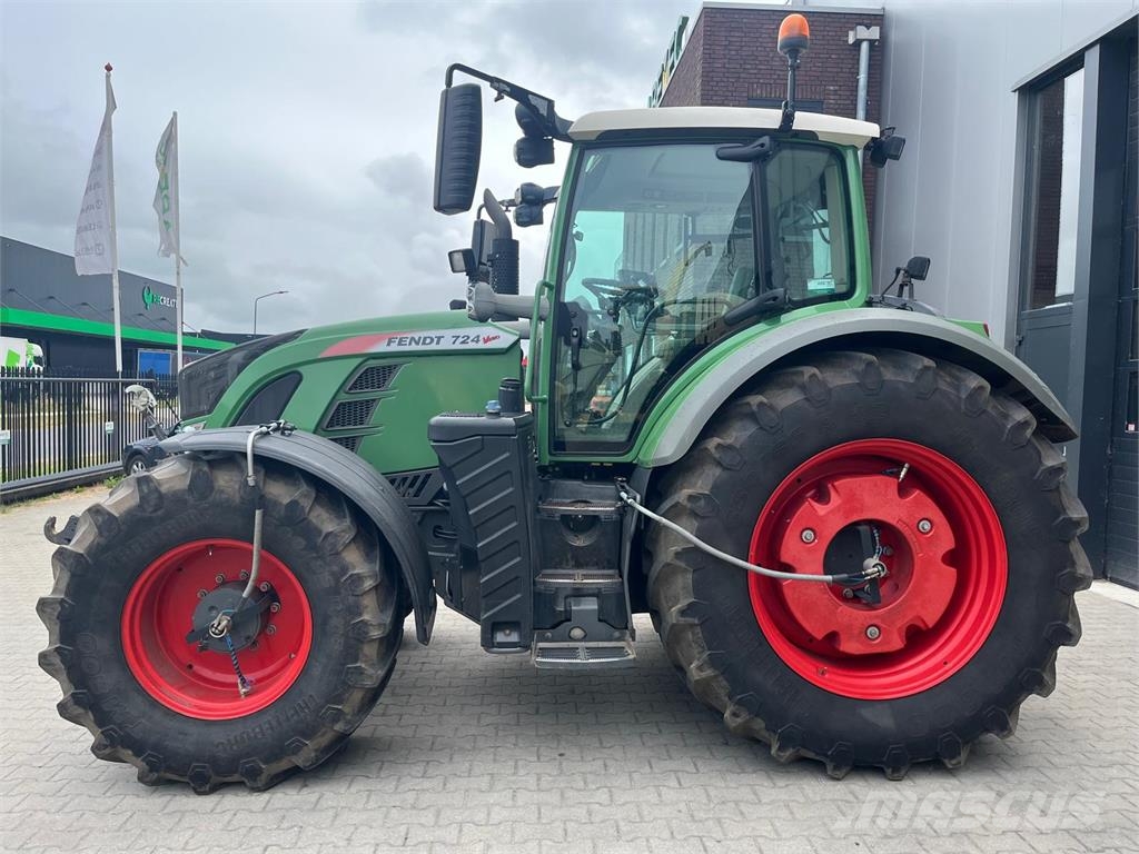 Fendt 724 S4 Traktörler