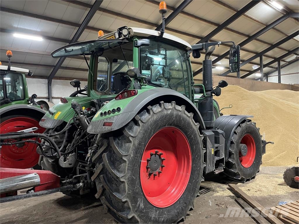 Fendt 724 S4 ProfiPlus Tractors