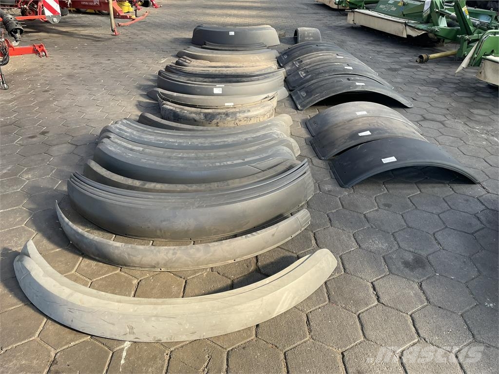 Fendt diverse spatborden Трактори