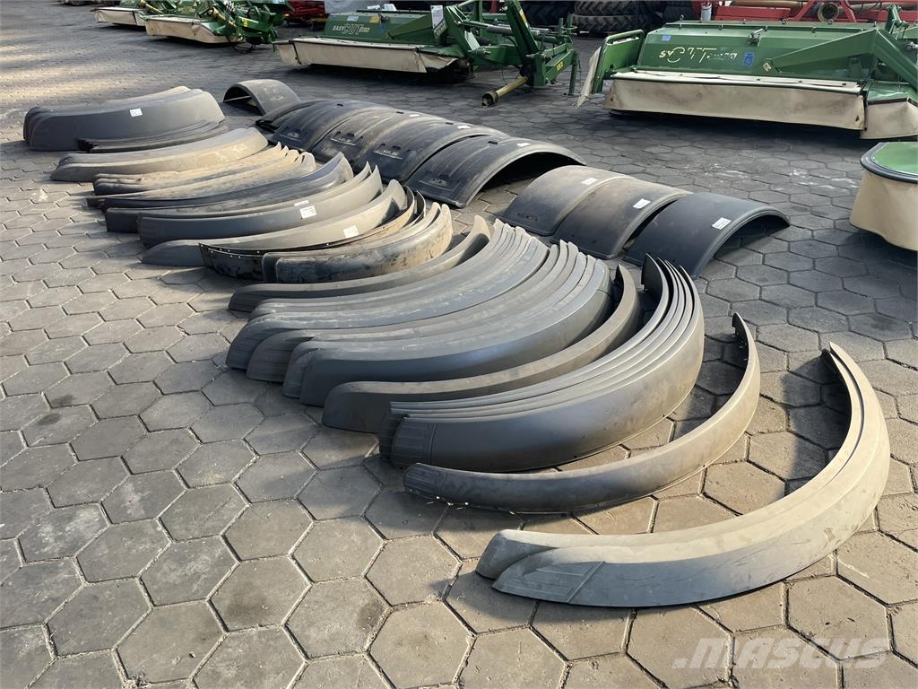 Fendt diverse spatborden Трактори