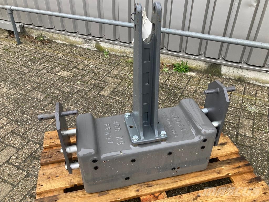 Fendt Frontgewicht 400 KG Kiti naudoti traktorių priedai