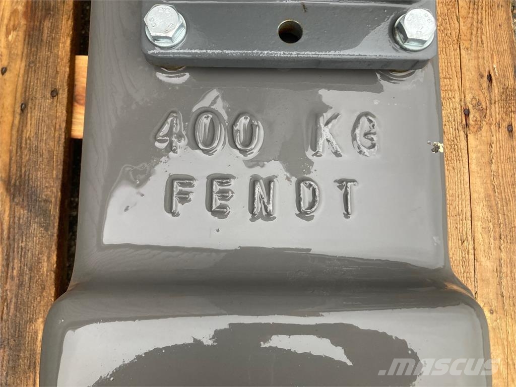 Fendt Frontgewicht 400 KG Kiti naudoti traktorių priedai