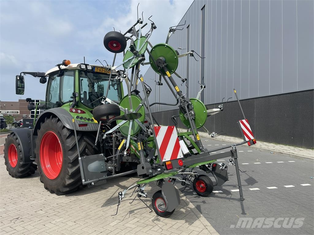 Fendt Lotus 770 Ranghinatori