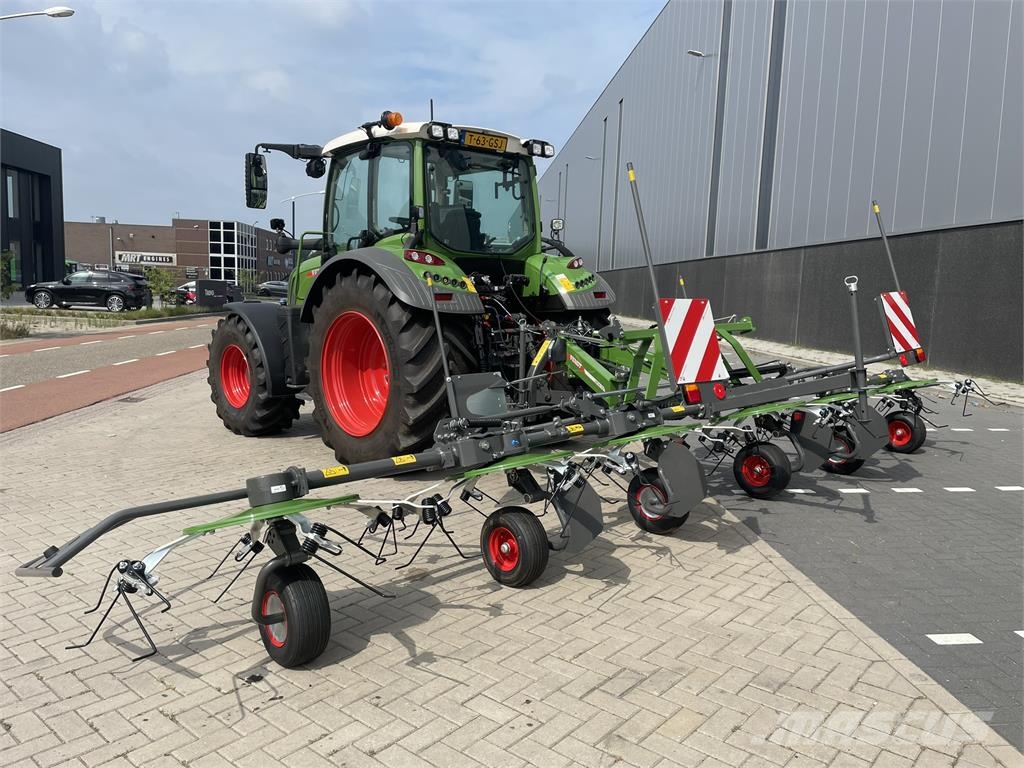 Fendt Lotus 770 Ranghinatori