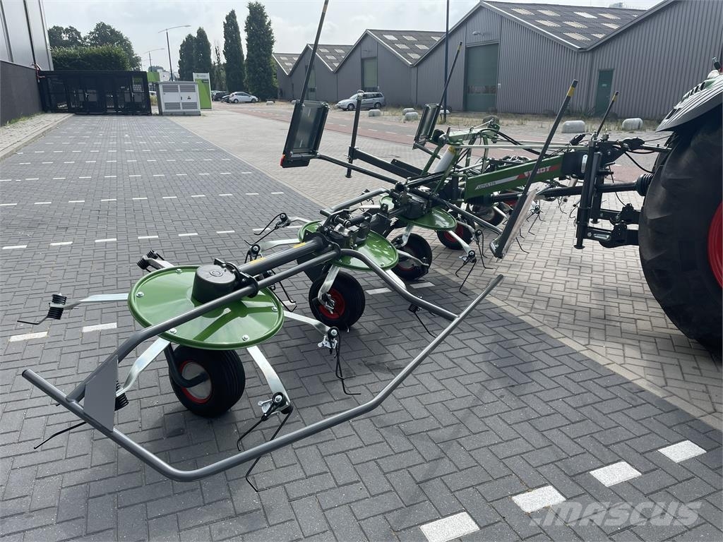 Fendt Lotus 770 Ranghinatori