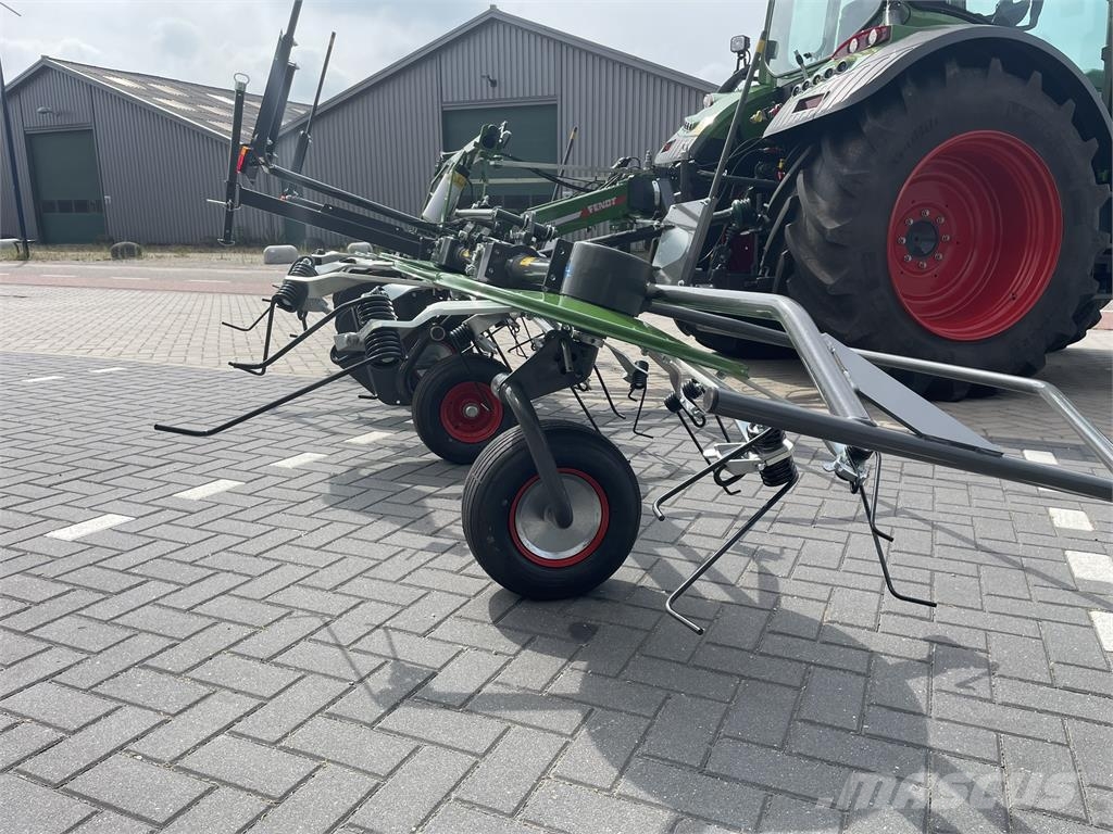 Fendt Lotus 770 Ranghinatori