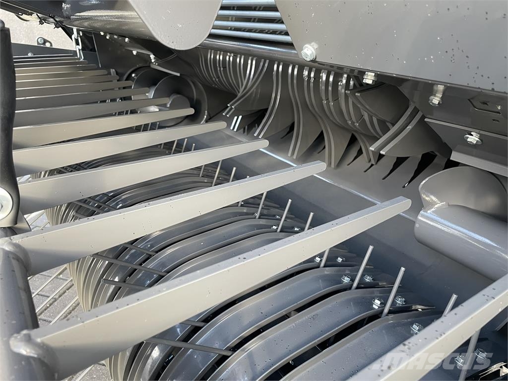 Fendt Rotana 160V xtra محزمات مربعة