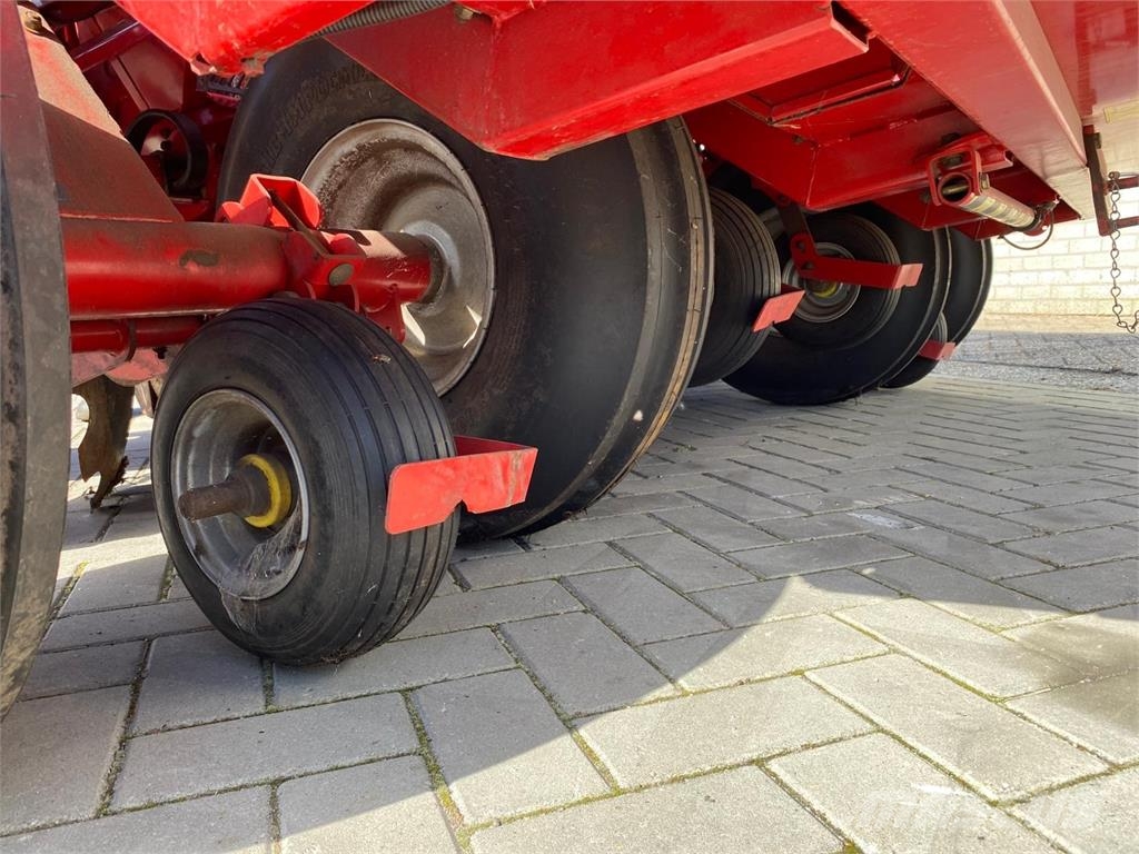 Grimme GL420 Pootmachine Svogūnų sodinamosios mašinos