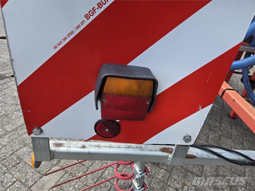 Guttler Supermaxx 50-7 met dubbele naeg Cultivatoare