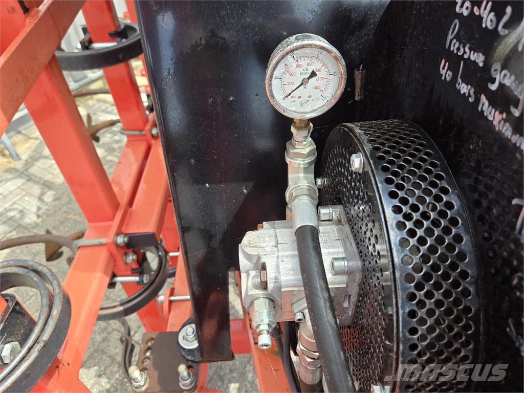 Guttler Supermaxx 50-7 met dubbele naeg Cultivatoare