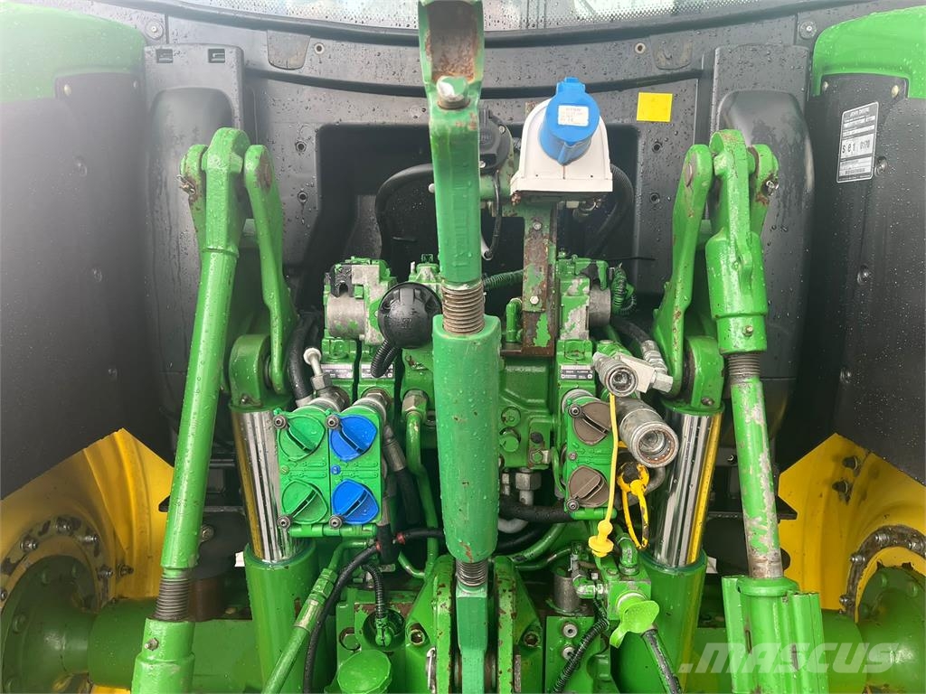 John Deere 6125R AutoPower Trattori