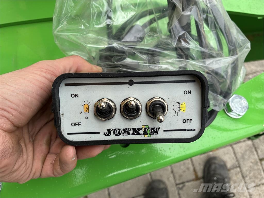 Joskin Trans-CAP 5000/14BC125 Трейлери для транспортування тварин
