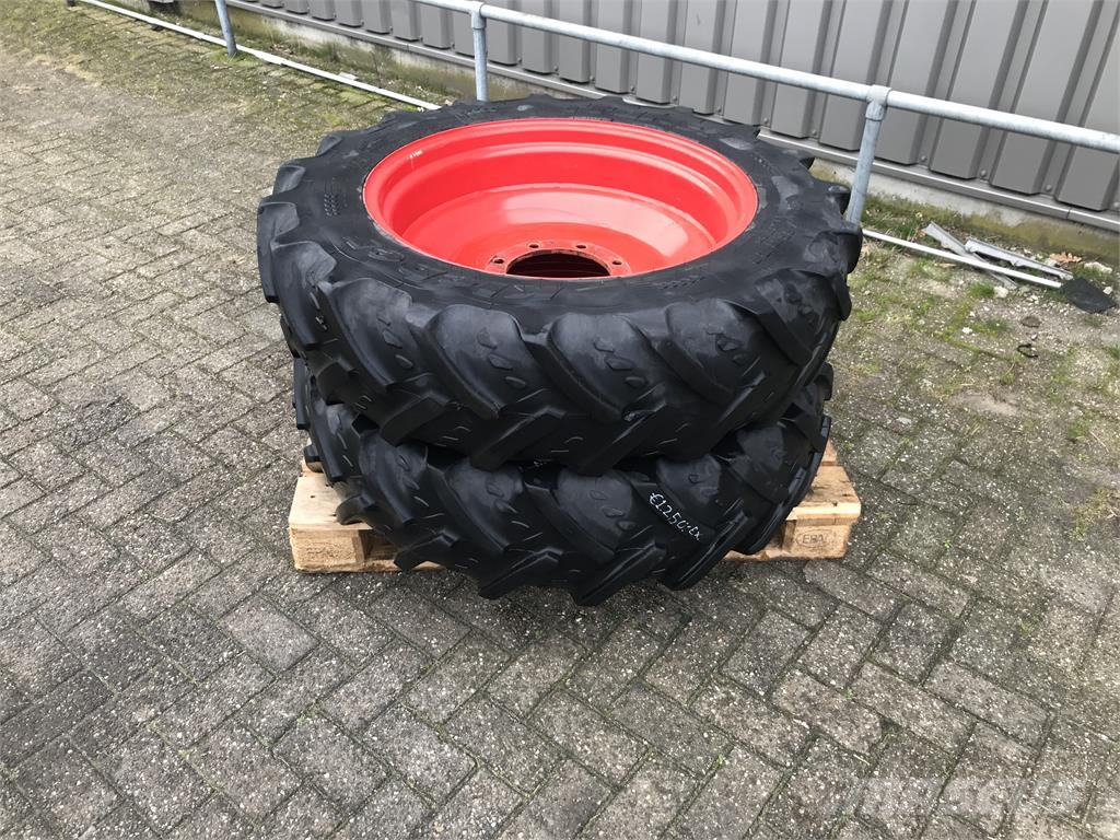 Kleber 280/85 R28 Renkaat ja vanteet