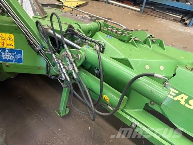 Krone Easy Collect 753 10r حصادات الأعلاف