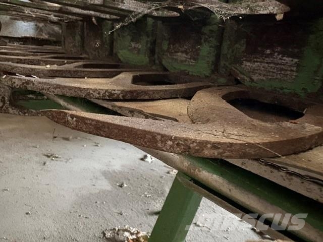 Krone EasyCollect 600-2 8R 2019 حصادات الأعلاف
