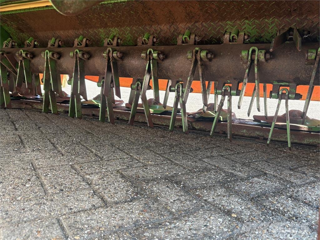 Krone Easycut 320CV Q Žacie stroje