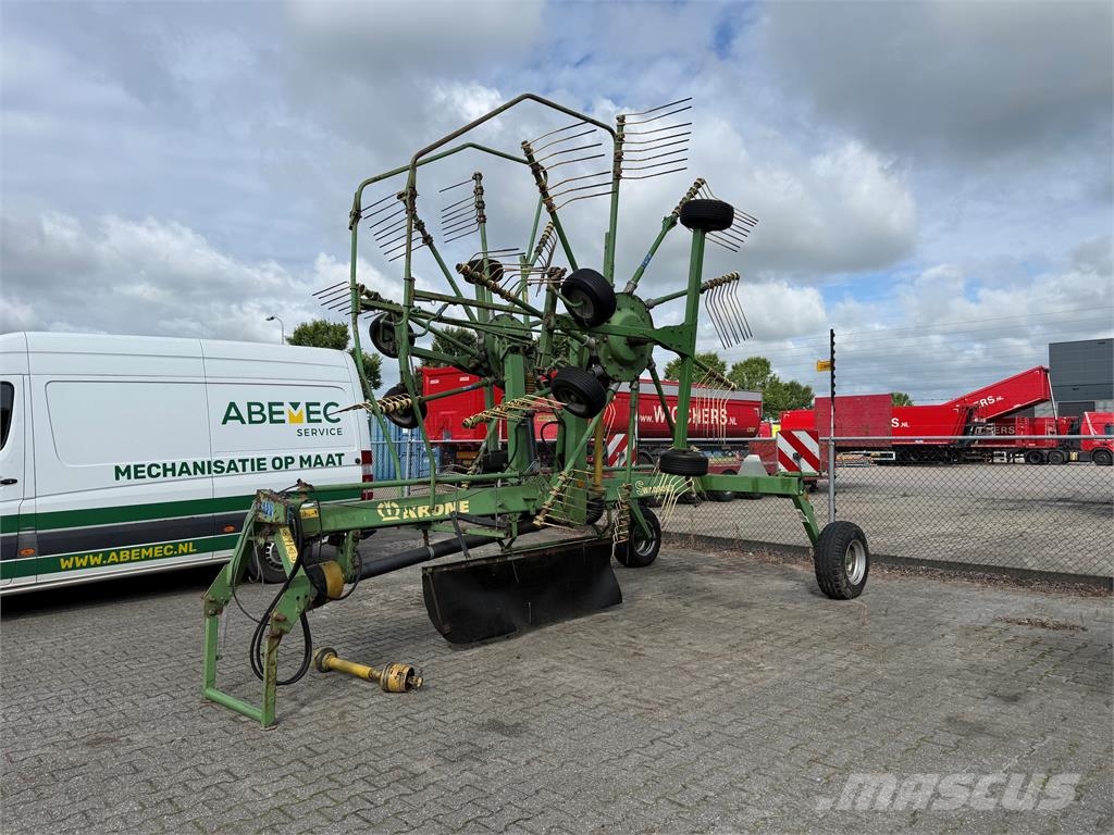 Krone Swadro 700 مكابس وميبسات التبن
