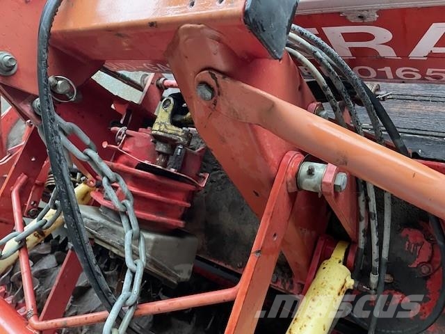 Lely rottera 35-302 en packkerrol en hydraulische hef Gradas rotativas / rotocultivadores