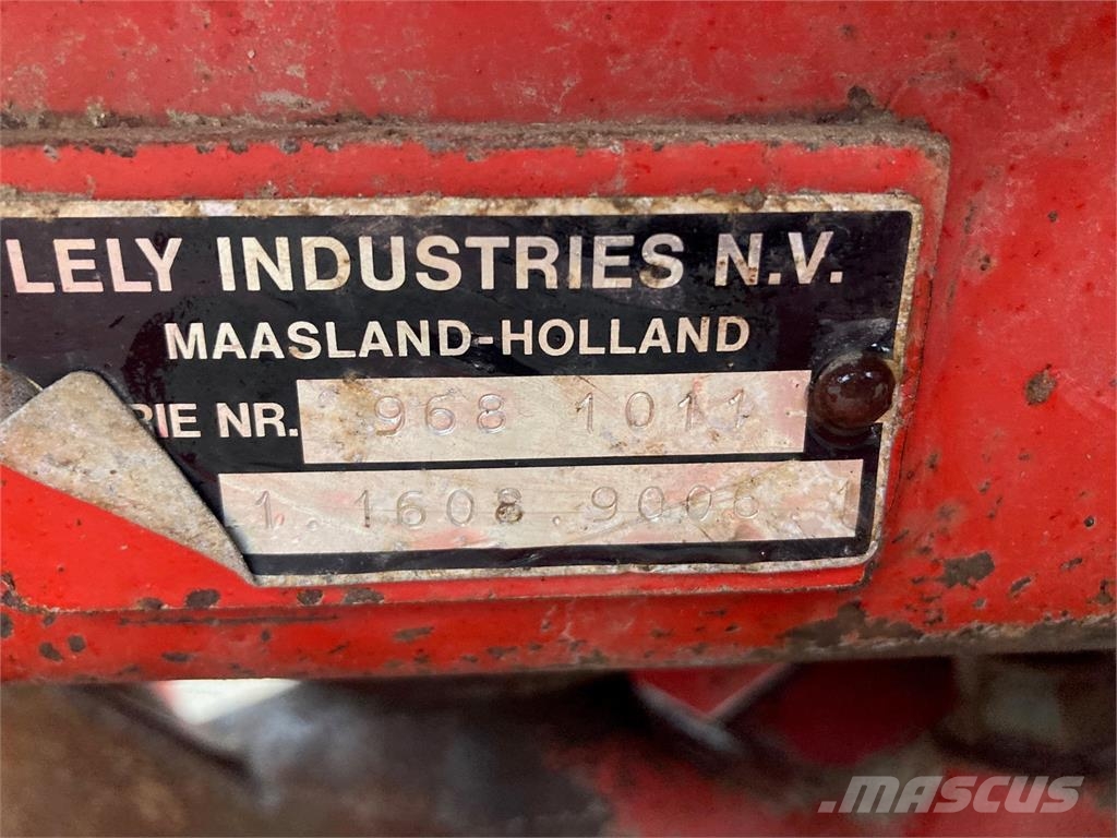Lely terra 250-20C Varomosios akėčios ir žemės frezos