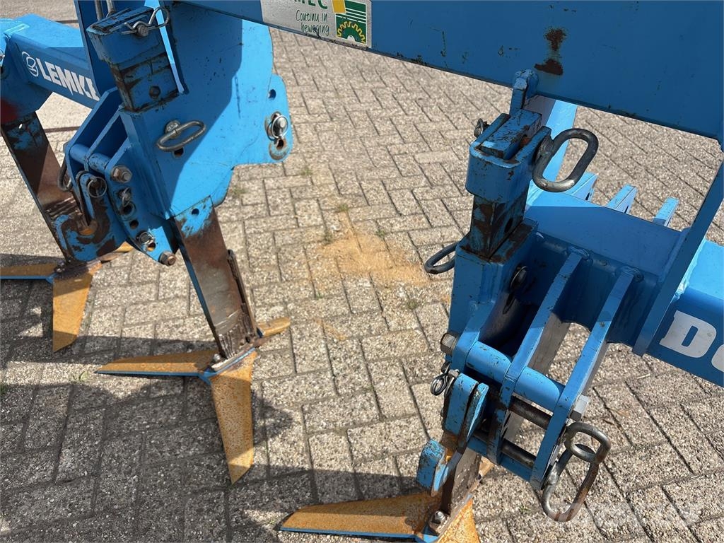 Lemken dolomit 9 voorzetwoeler Kültivatörler