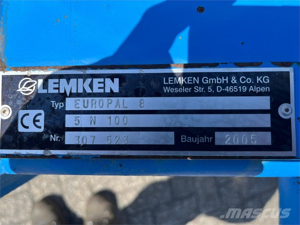 Lemken Europal 8 5N100 傳統犁